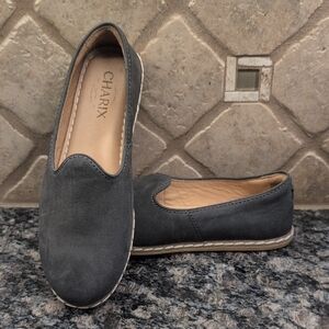 Charix Classic Graphite Loafers NWOT